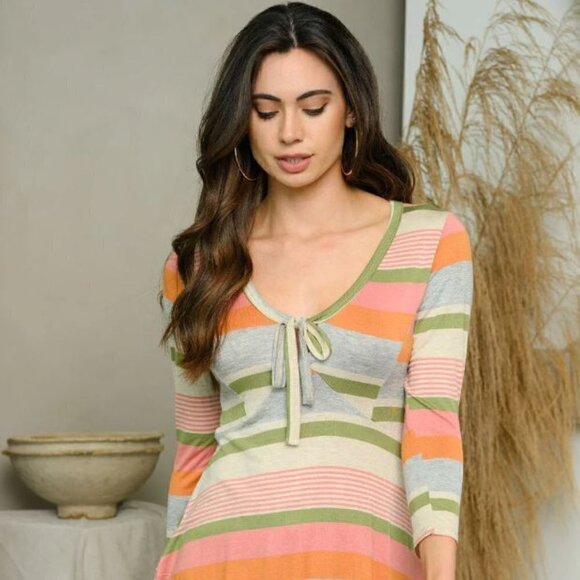 Tops - Women's Long sleeve Color Block Top